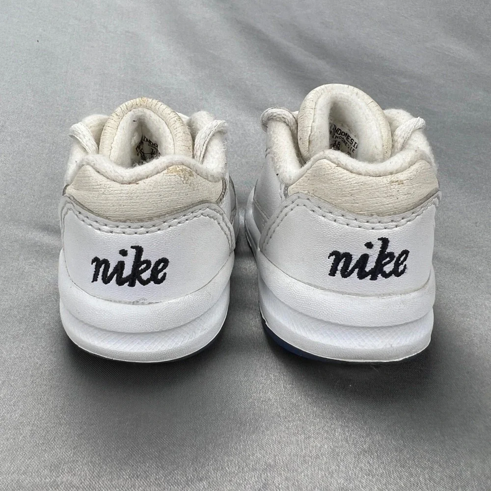 Nike Air Grand Stand TD Infant Size 2C White Navy Vintage 2000 Shoes 85025-141